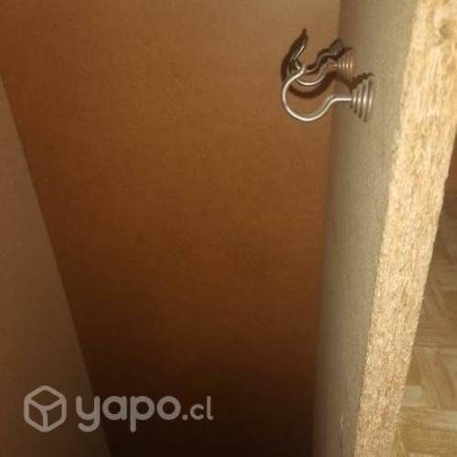 Respaldo de dos plazas, impecable