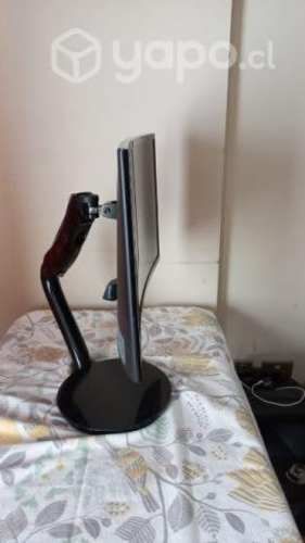 Monitor pantalla curva Samsung casi nuevo