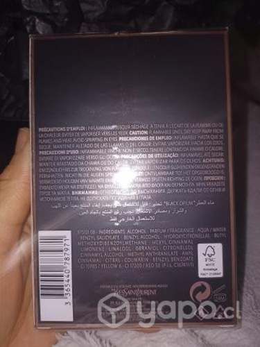 Perfume black opium Yves Saint Laurent
