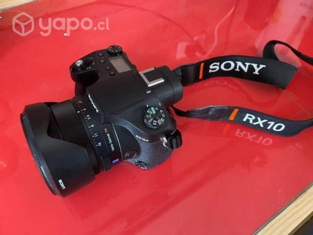 Cámara Sony DSC-RX10 IV -NUEVA- incluye funda
