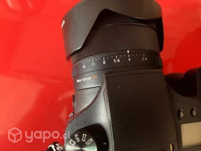 Cámara Sony DSC-RX10 IV -NUEVA- incluye funda