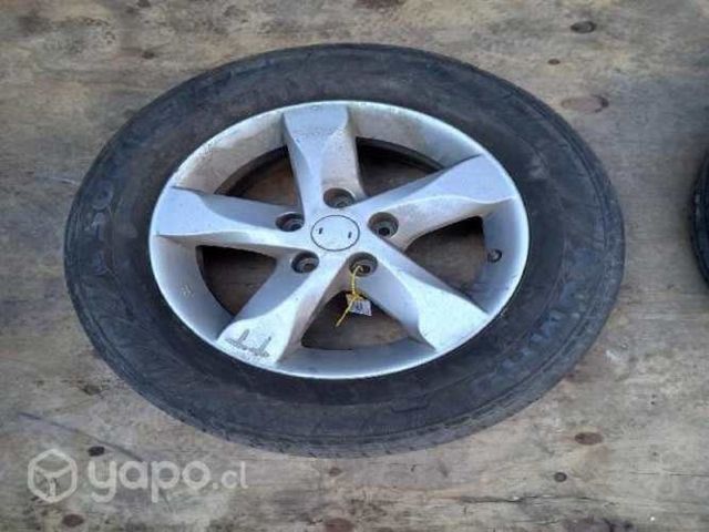 Llanta con neumatico nissan qashqai 2013
