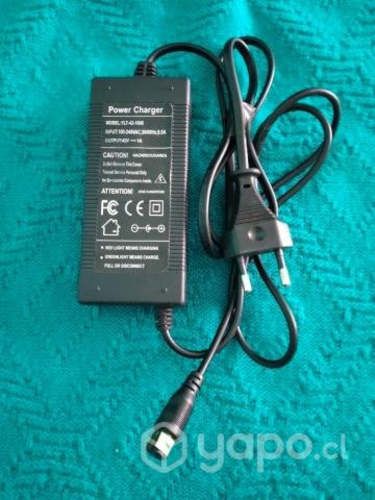 Adaptador 42 volt / 1 amper (Hover - scooter )