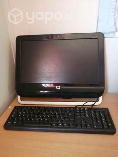 PC Compaq 18 all-in-one usado.