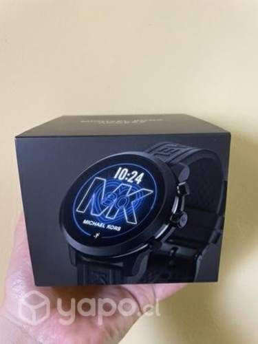 Reloj smartwatch michael kors negro