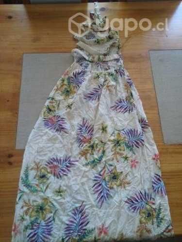 Bello vestido largo estampado