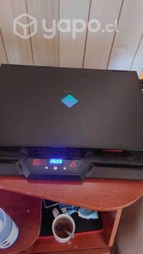 Gamer HP Omen 15-ek0010 (conversable)