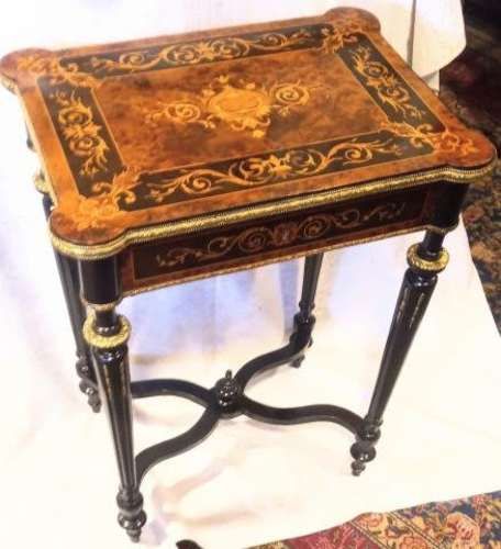 Único pequeño antiguo coiffeuse tocador francés