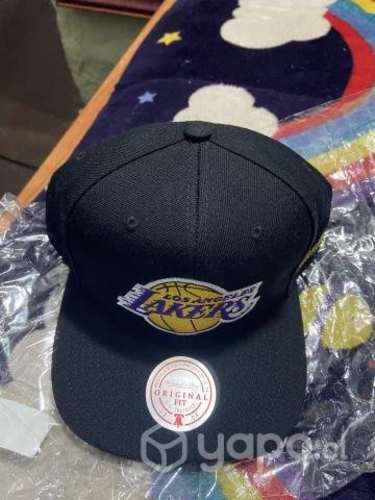 Snapback Lakers