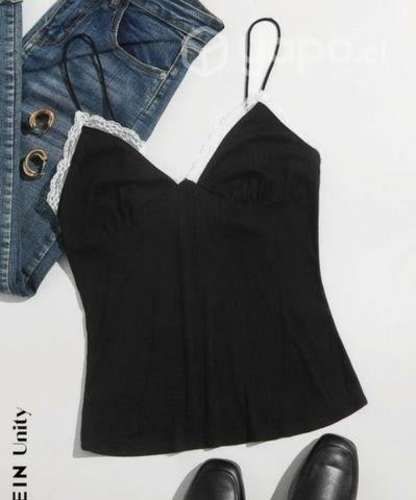 Top negro con tirantes