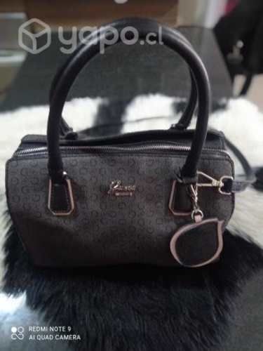Cartera Guess