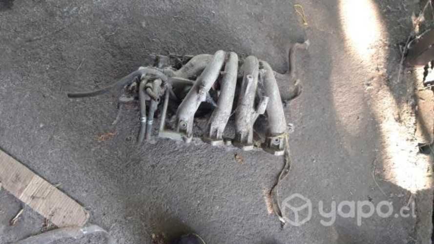 Múltiple de admisión Toyota Corolla 1997