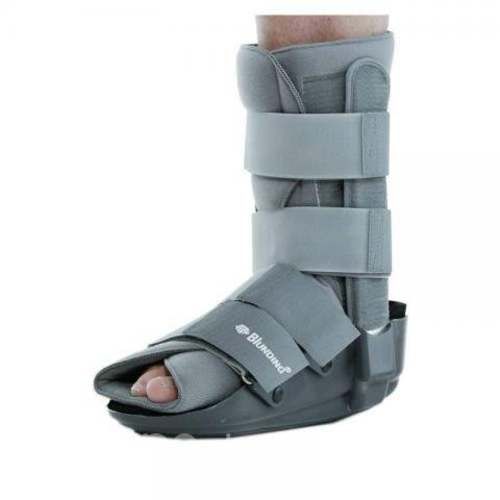 Bota Ortopédica Talla M. Ajustable. Cómodo