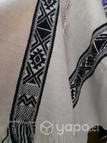 Mantas mapuches de lana de oveja