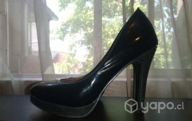 Tacones zapatos de fiesta o formal