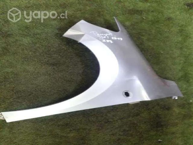 Tapabarro izquierdo peugeot 