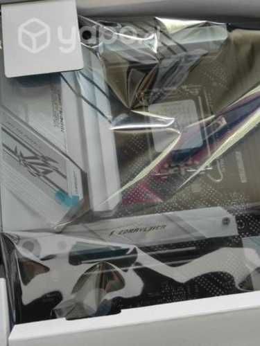 Placa madre Asus Rog strix b660 WiFi gaming