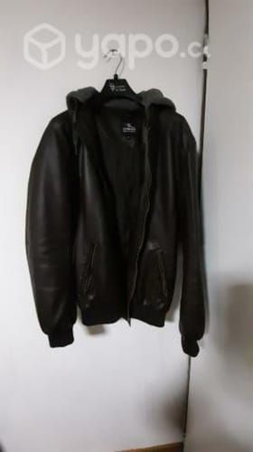 Chaqueta café de Cuerina