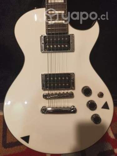 Guitarra electrica Ibanez sin el case