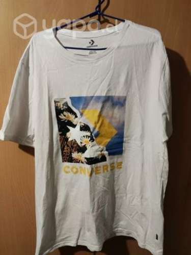 Polera converse blanca