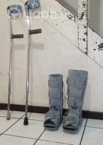 Botas y Bastones Ortopedicos
