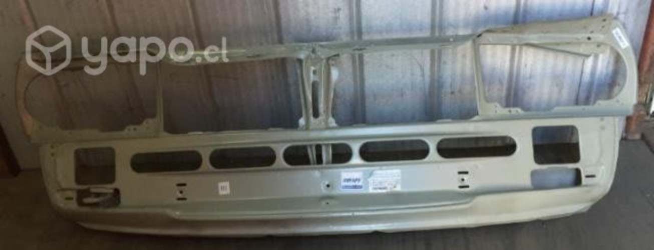 "Frontal Volkswagen Santana"