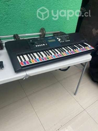 Piano yamaha psr333