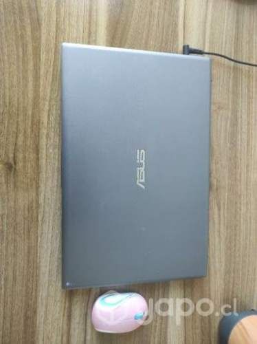 Notebook Asus muy poco uso