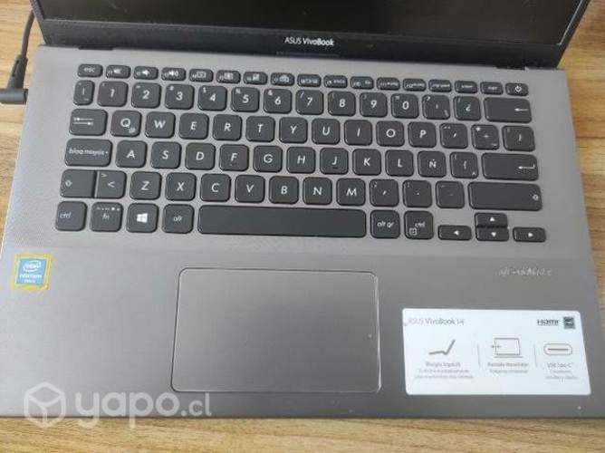 Notebook Asus muy poco uso