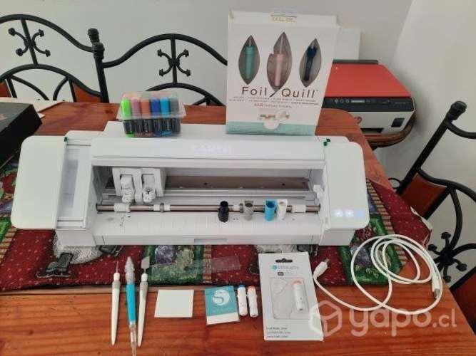 Cameo 4 con accesorios y estamoadora