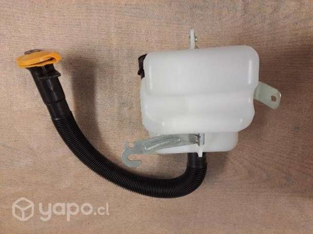 Deposito lavaparabrisas MAHINDRA ORIGINAL NUEVO