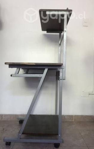 Escritorio 3 niveles + bandeja corrediza