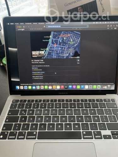 MacBook Air 2 meses de uso con mouse original