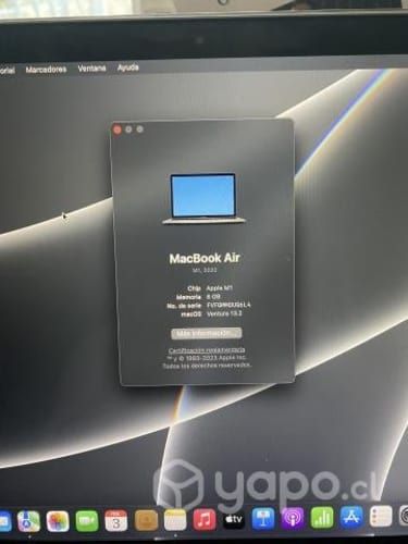 MacBook Air 2 meses de uso con mouse original