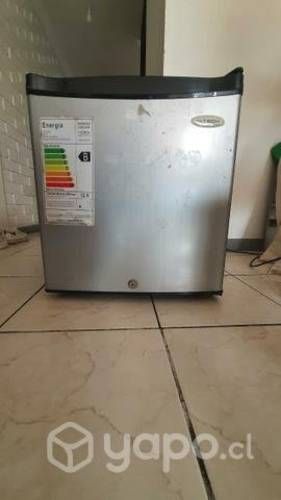 Frigobar Hitech en buen estado