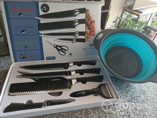 Set de cuchillos + colador