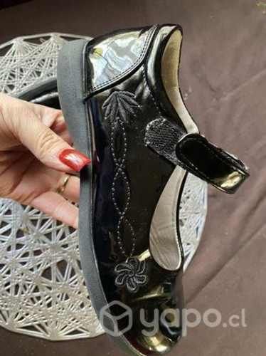 Zapatos de charol