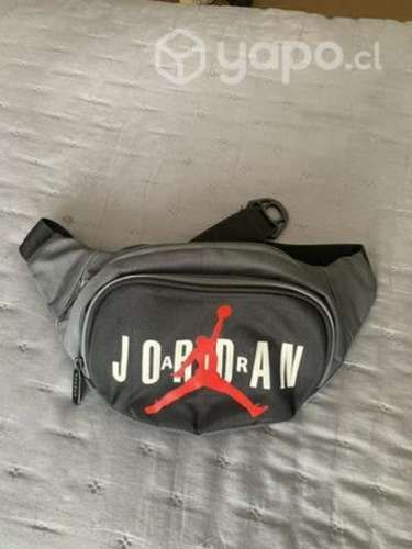 Banano/ Riñonera/ Bolso