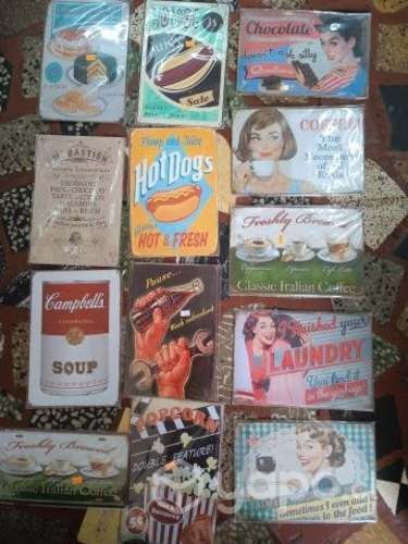 Patentes y cuadros de comida retro