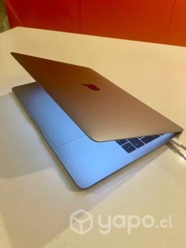 MacBook Pro 13-inch, 2017, Four Thunderbolt