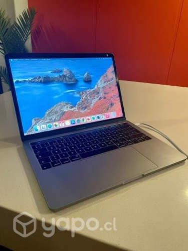 MacBook Pro 13-inch, 2017, Four Thunderbolt