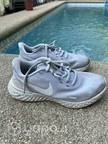 Zapatillas Nike 37.5 lila