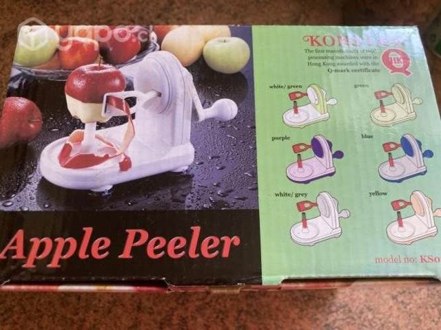 Pelador de manzanas marca Konstar