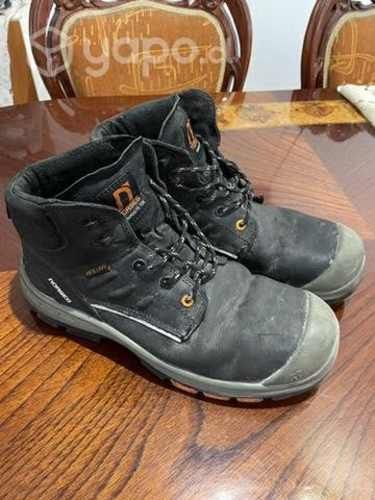 Zapatos de seguridad con punta de acero