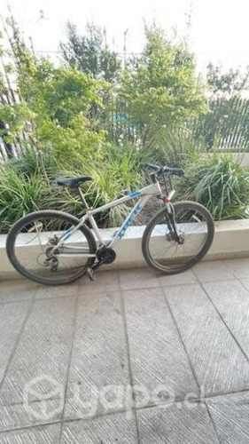 Bicicleta TREK MARLING 4 aro 29. Talla L