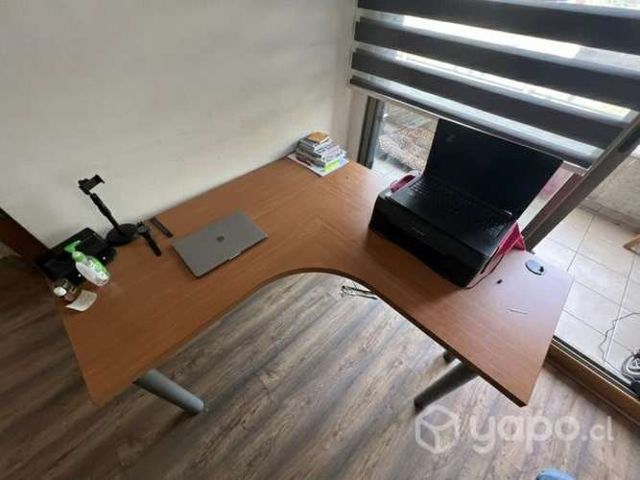 Escritorio forma L