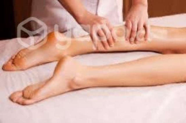 Masajes relajantes y descontracturantes disponible