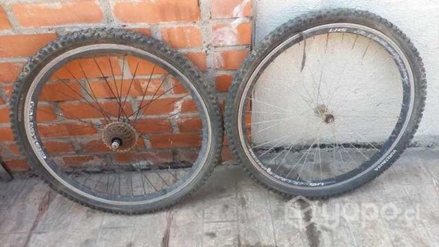 Rines Aros 26 doble pared con llantas usado