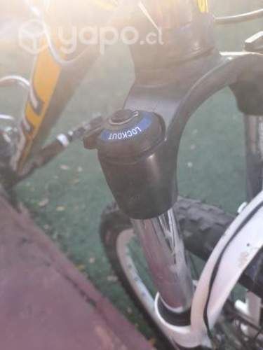 Bici MTB marca Scott