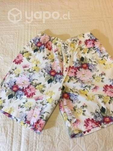 Shorts talla 40 o S, metro Tobalaba y Colón
